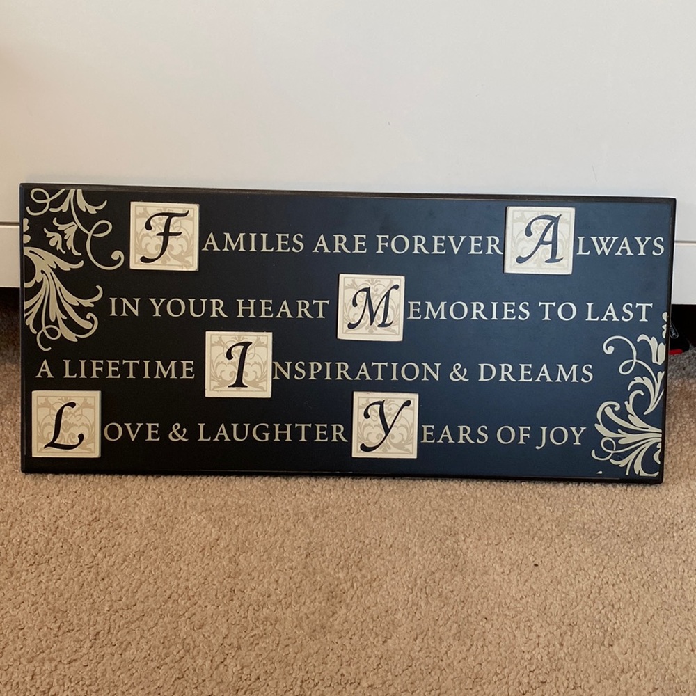 Wall Decor Family Sign